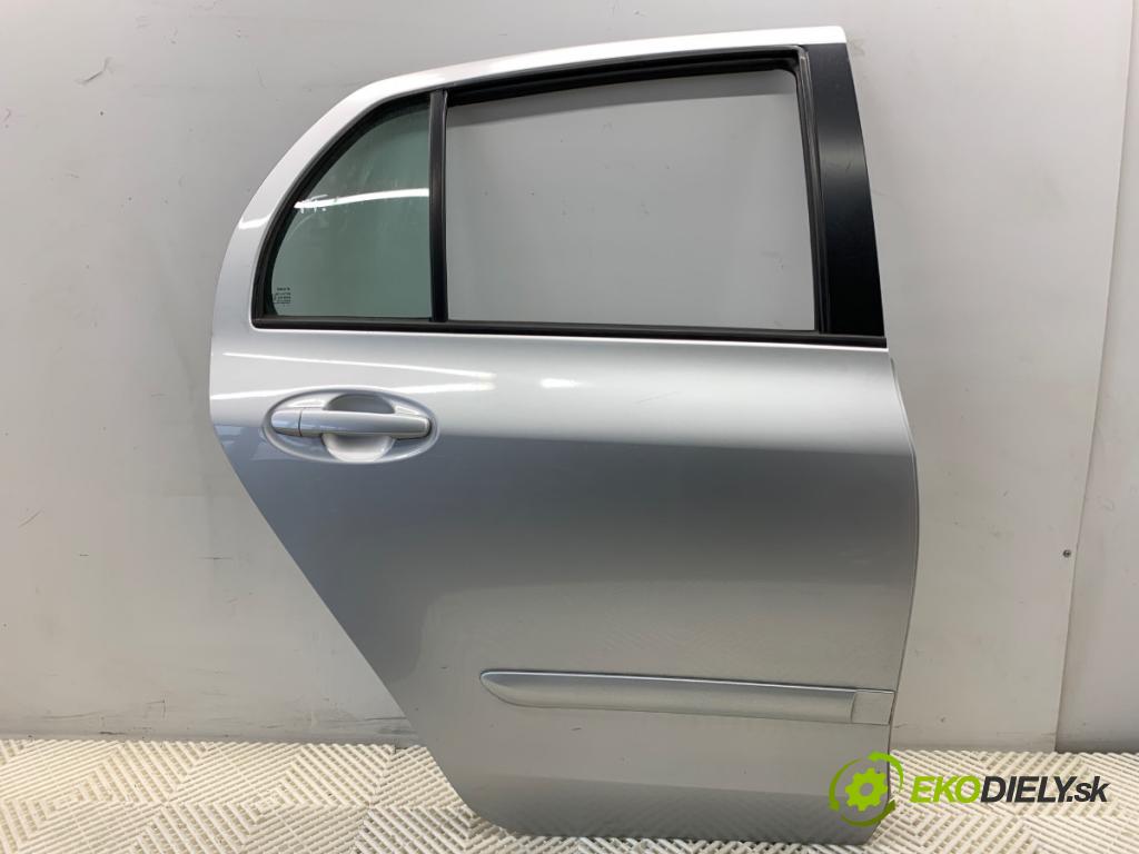 TOYOTA YARIS II liftback 2006 64 kW 1.3 VVT-i (SCP90_) 1298 Dvere pravy zad 1E7