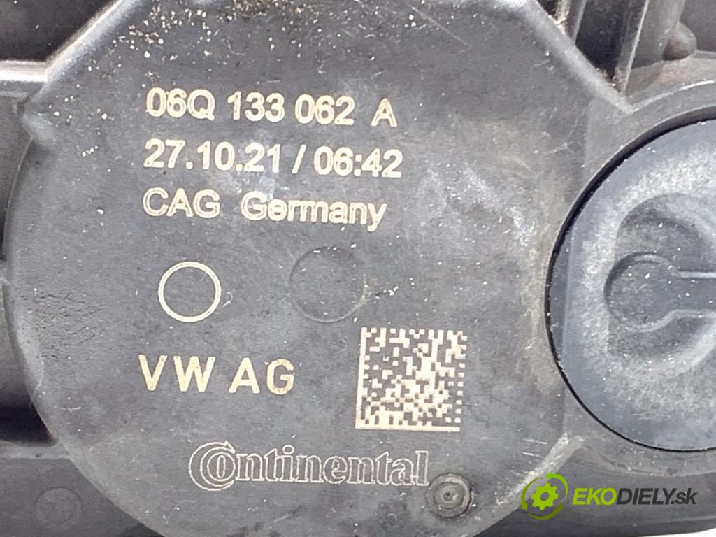 VW PASSAT B8 sedan 2022 206 kW 2.0 TSI 4motion 1984 škrtíci klapka 06Q133062A (Škrticí klapka)