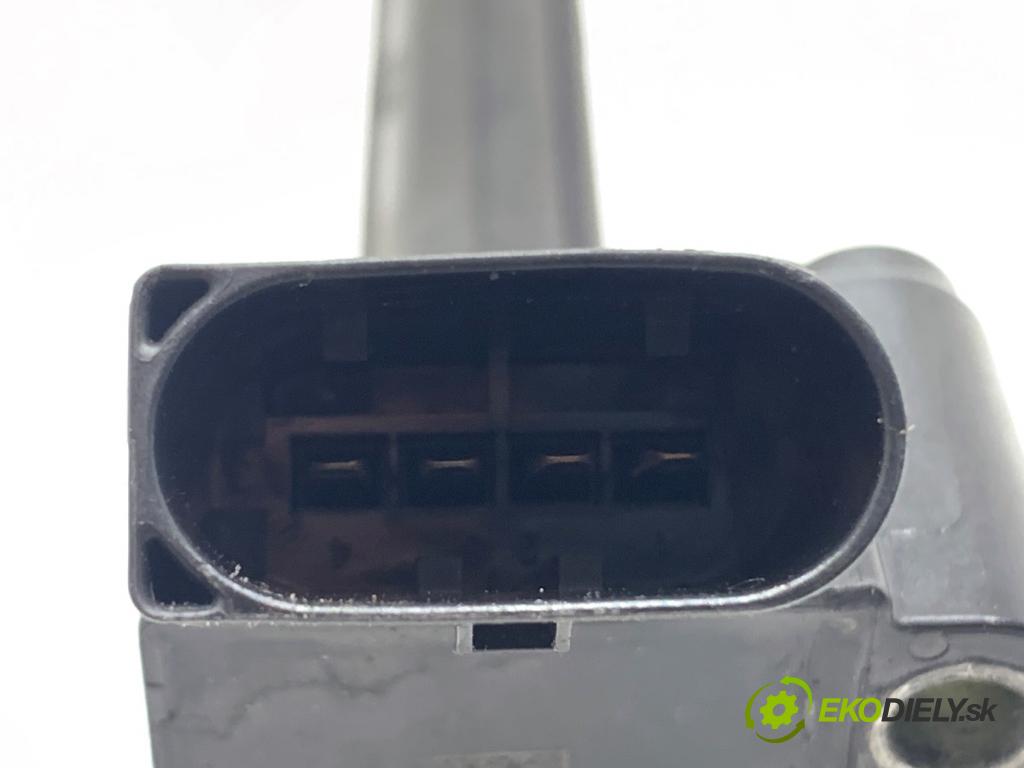 VW PASSAT B8 sedan 2022 206 kW 2.0 TSI 4motion 1984 Cievka zapaľovacia 06L905110K (Zapaľovacia cievka)