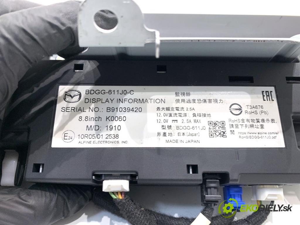 MAZDA 3 BP liftback 2019 132 kW SKYACTIV-X M Hybrid (BP2H) 1998 Dislpej BDGG-611J0-C (Prístrojová doska)