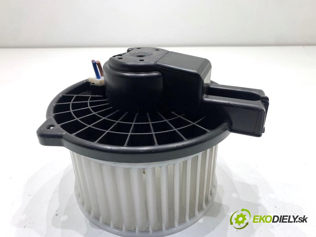 MAZDA 3 BP liftback 2019 132 kW SKYACTIV-X M Hybrid (BP2H) 1998 ventilátor kúrenia