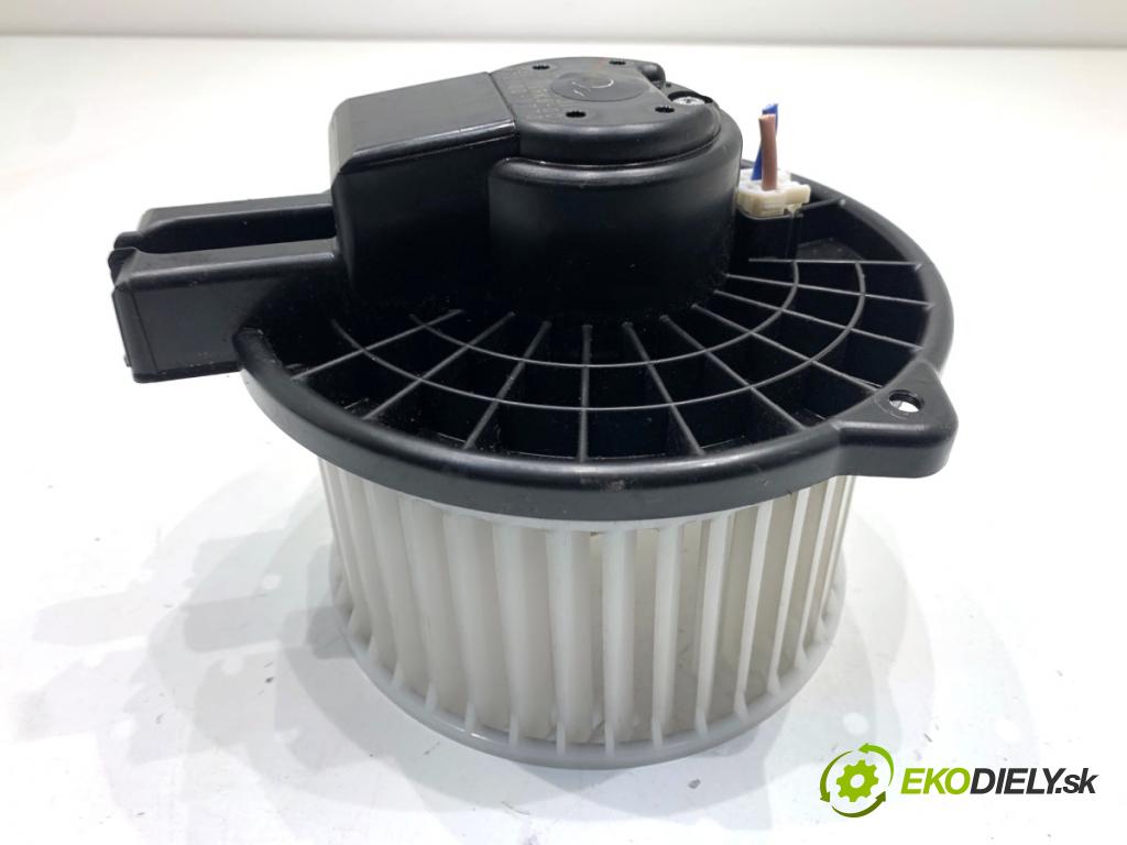 MAZDA 3 BP liftback 2019 132 kW SKYACTIV-X M Hybrid (BP2H) 1998 ventilátor kúrenia