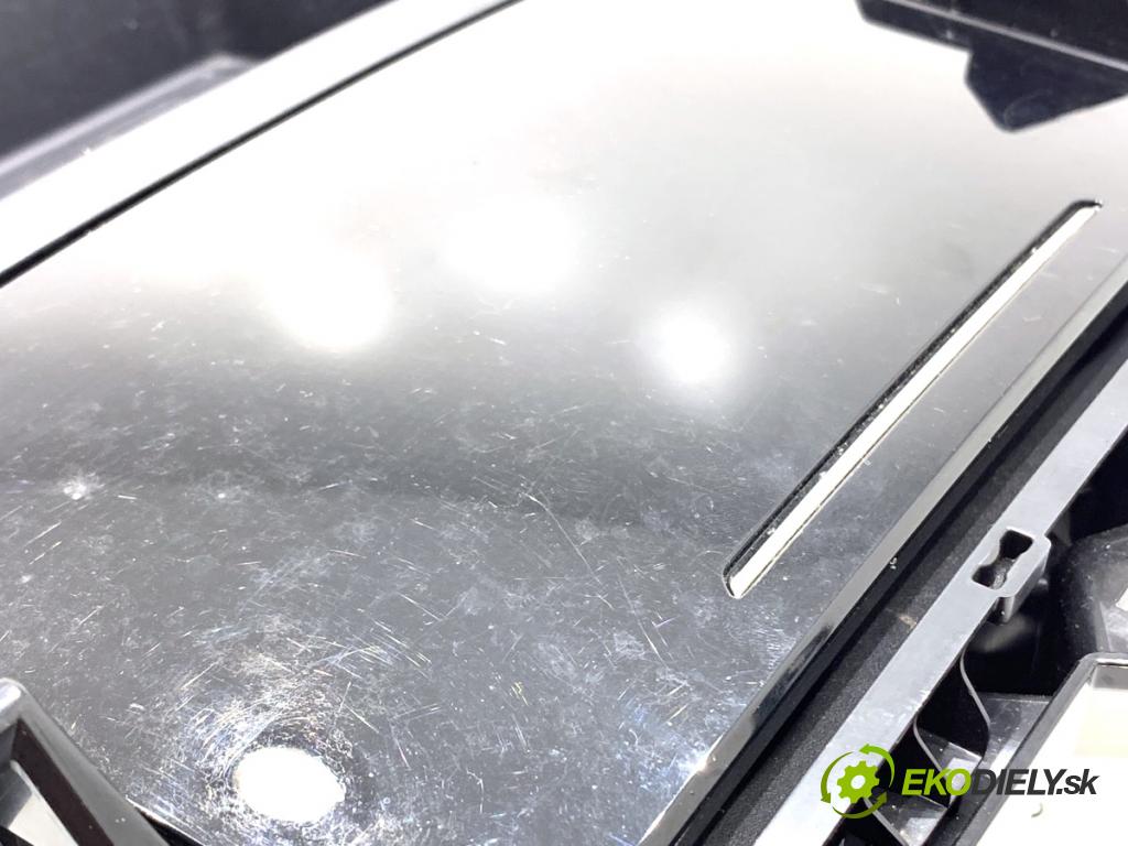 MAZDA 3 BP liftback 2019 132 kW SKYACTIV-X M Hybrid (BP2H) 1998 Držiak na nápoje BDGG-64390 (Držiak (úchyt) na nápoje)