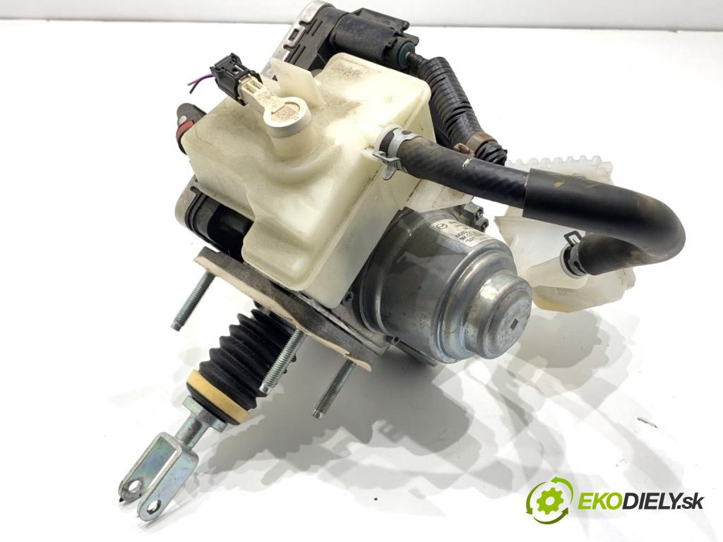 MAZDA 3 BP liftback 2019 132 kW SKYACTIV-X M Hybrid (BP2H) 1998 posilovač bŕzd BDMC439A0C