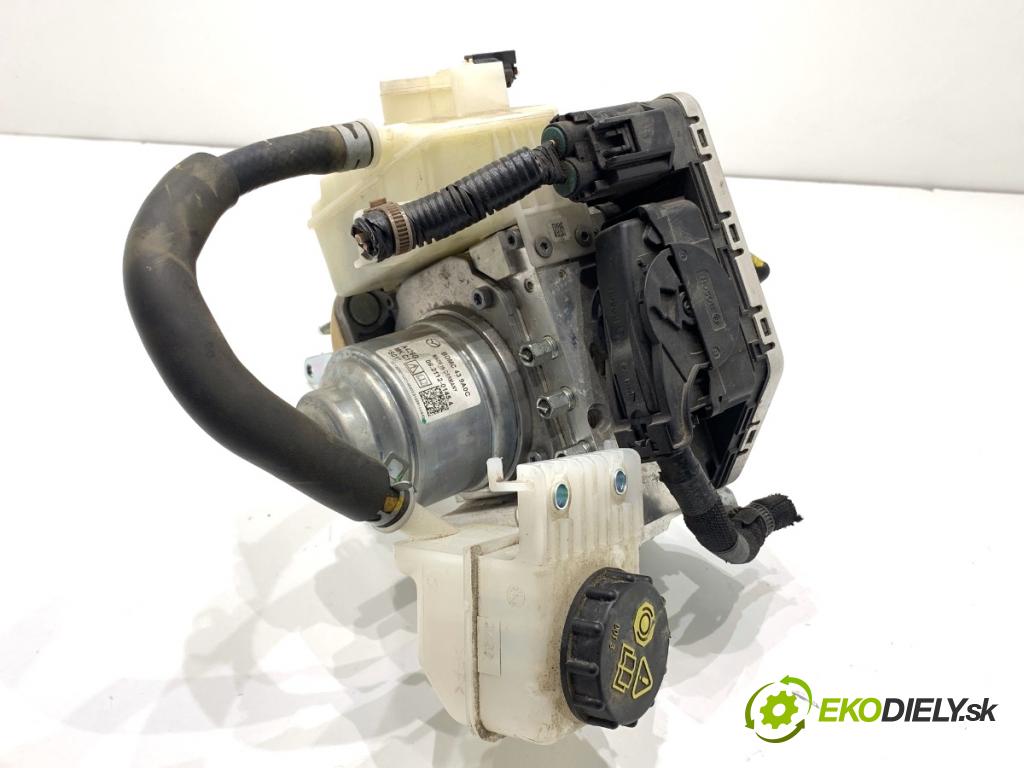 MAZDA 3 BP liftback 2019 132 kW SKYACTIV-X M Hybrid (BP2H) 1998 posilovač bŕzd BDMC439A0C