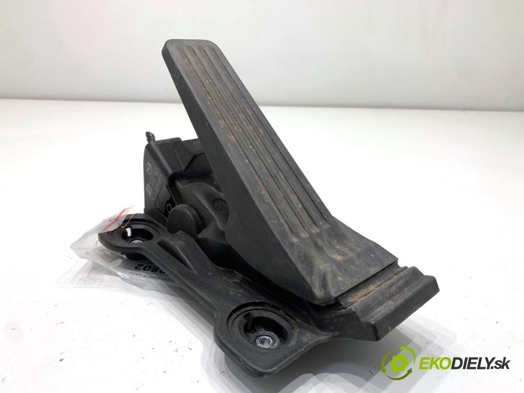 MAZDA 3 BP liftback 2019 132 kW SKYACTIV-X M Hybrid (BP2H) 1998 potenciometr plynového pedálu BCKA-41600-A (Potenciometr plynového pedálu)