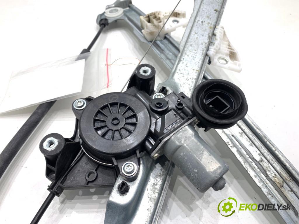 MAZDA 3 BP liftback 2019 132 kW SKYACTIV-X M Hybrid (BP2H) 1998 Mechanizmus okna pravy predný CR01525F