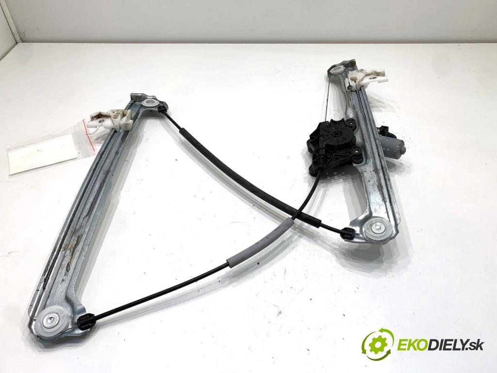 MAZDA 3 BP liftback 2019 132 kW SKYACTIV-X M Hybrid (BP2H) 1998 mechanismus okna levý přední část CR01526F