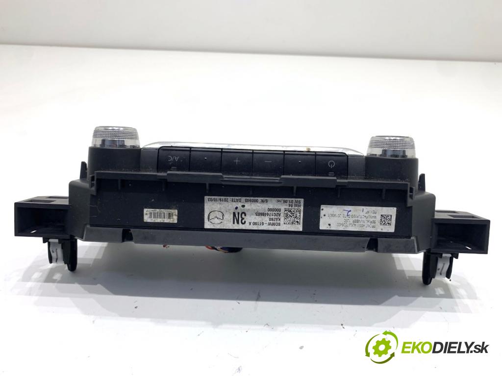 MAZDA 3 BP liftback 2019 132 kW SKYACTIV-X M Hybrid (BP2H) 1998 Panel ovládania kúrenia BDMW-61190-A (Prepínacie páčky pod volantom)