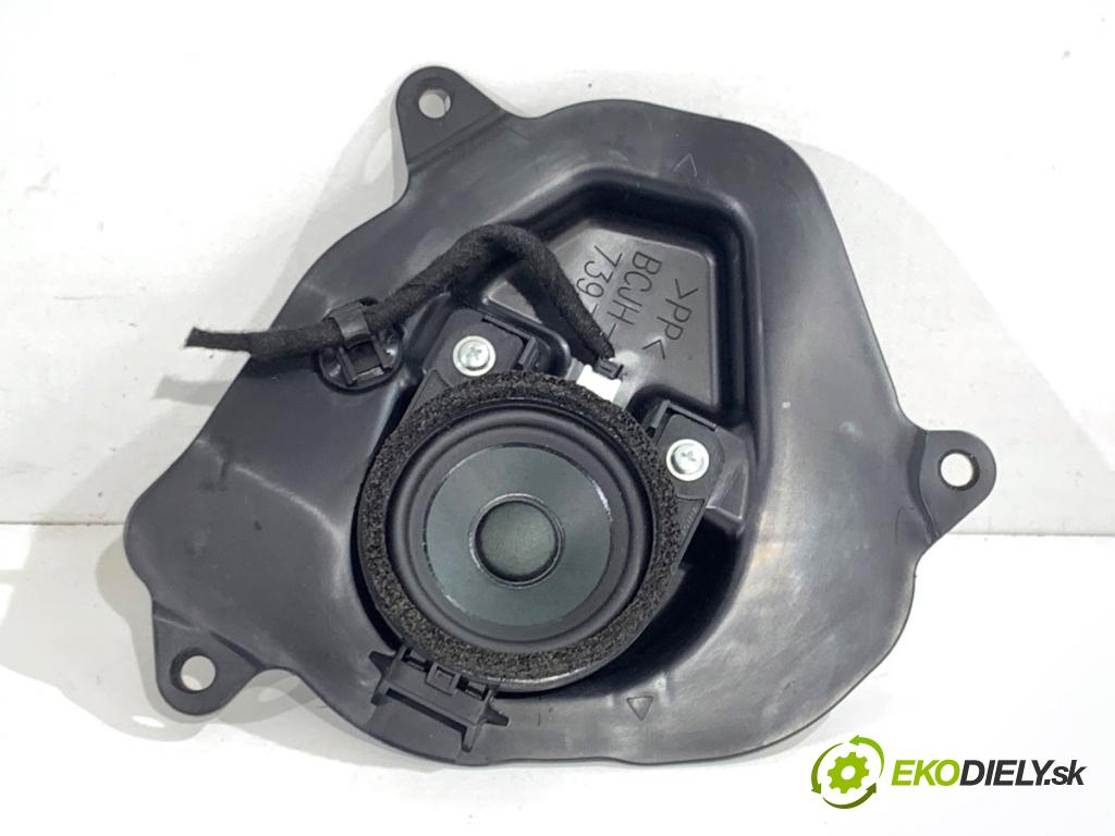 MAZDA 3 BP liftback 2019 132 kW SKYACTIV-X M Hybrid (BP2H) 1998 reproduktory BDJD6696Y BDJD6696X