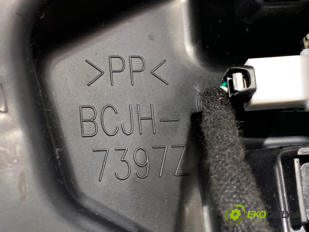 MAZDA 3 BP liftback 2019 132 kW SKYACTIV-X M Hybrid (BP2H) 1998 reproduktory BDJD6696Y BDJD6696X