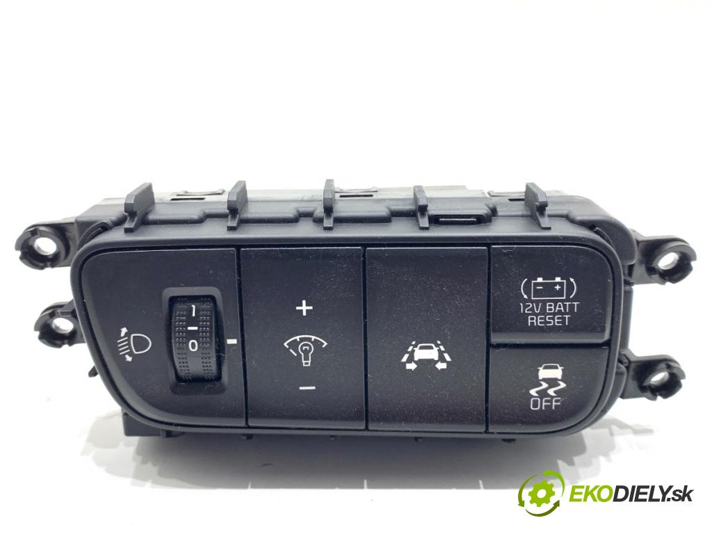 KIA NIRO SUV 2018 77 kW 1.6 GDI Hybrid 1580 Panel přepínač 93700-G5AE0WK