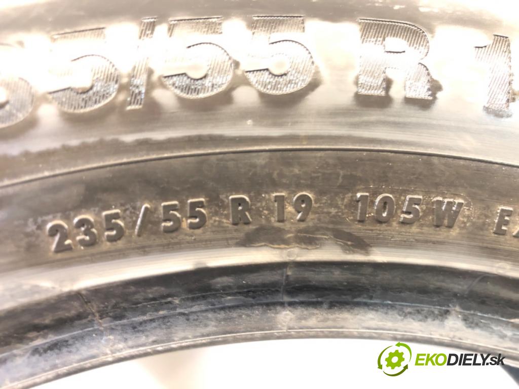 --- ---      PNEUMATIKA: zima 1X 235/55 19" CONTINENTAL