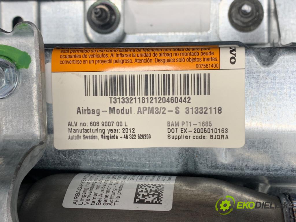 VOLVO XC60 I SUV 2012 158 kW D5 AWD 2400 Palubná doska VANKÚŠ: spolujazdca