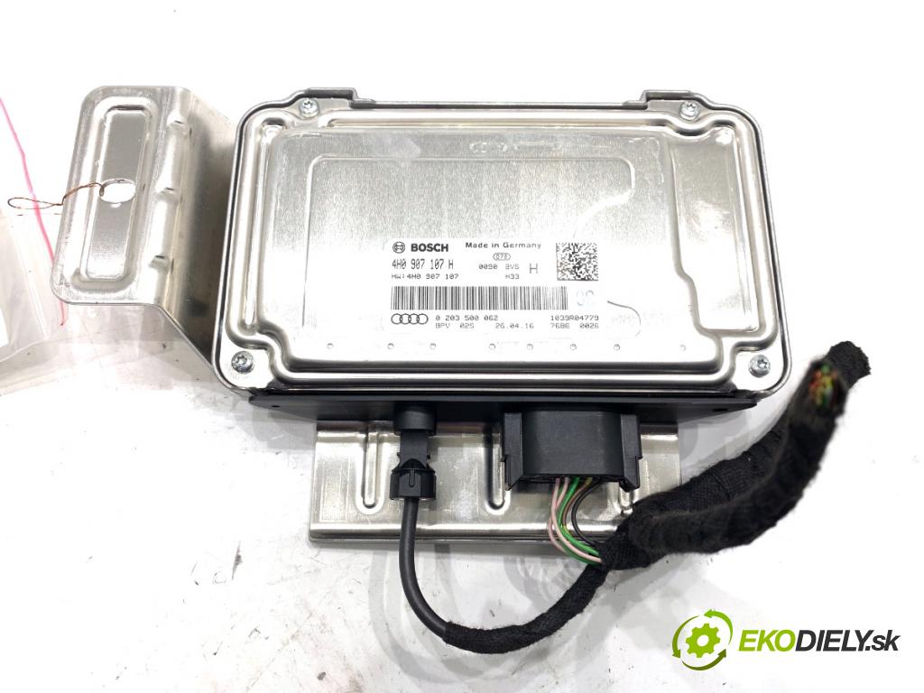 AUDI A8 D4 sedan 2016 445 kW S8 plus quattro 3993 modul KAMERY 4H0907107H