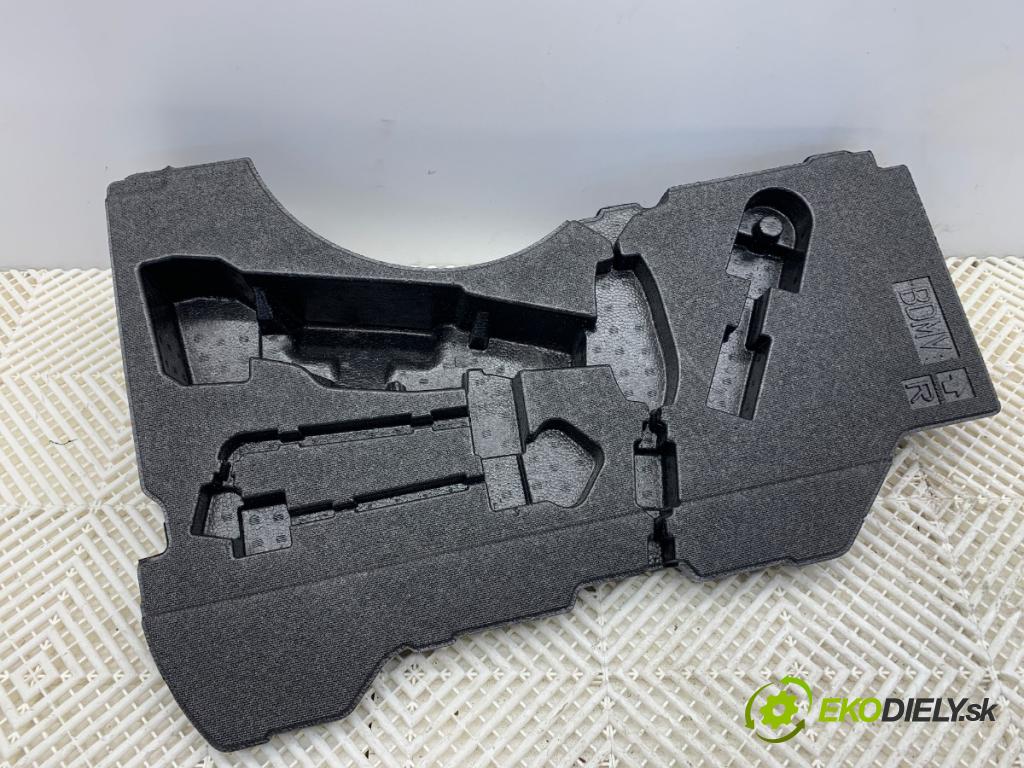 MAZDA 3 BP liftback 2019 132 kW SKYACTIV-X M Hybrid (BP2H) 1998 vložka kufra polystyrenové BDMV688MY