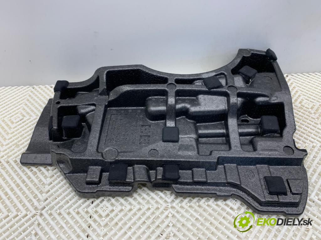 MAZDA 3 BP liftback 2019 132 kW SKYACTIV-X M Hybrid (BP2H) 1998 vložka kufra polystyrenové BDMV688MY