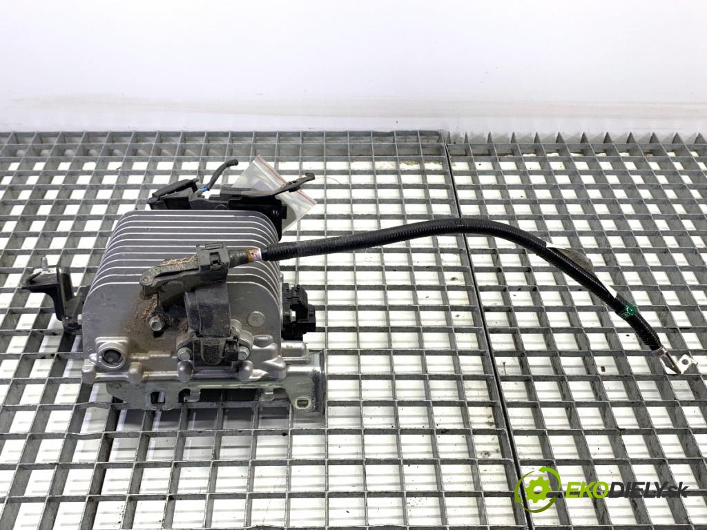 MAZDA 3 BP liftback 2019 132 kW SKYACTIV-X M Hybrid (BP2H) 1998 konvertor měnič BDMC-67ZD3-C