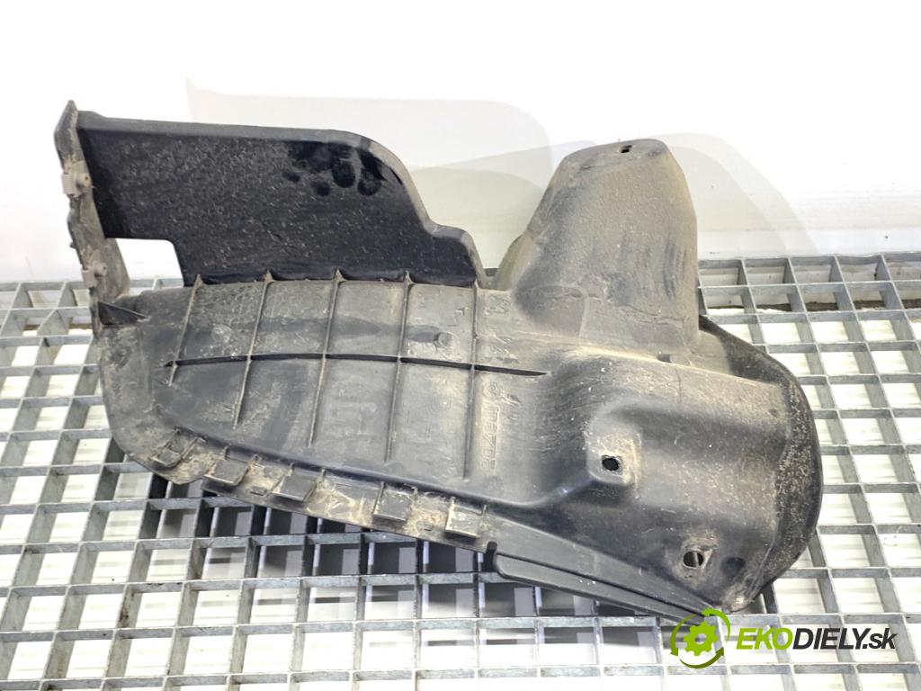 MAZDA 3 BP liftback 2019 132 kW SKYACTIV-X M Hybrid (BP2H) 1998 podblatník pravy zad BENC-50341