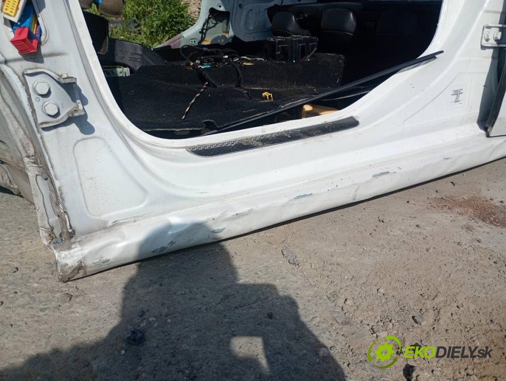 DS DS 4 / DS 4 CROSSBACK liftback 2018 88 kW 1.6 BlueHDi 120 1560 KAROSERIA ČTVRŤÁK blatník práh střecha PODŁUŻNICA