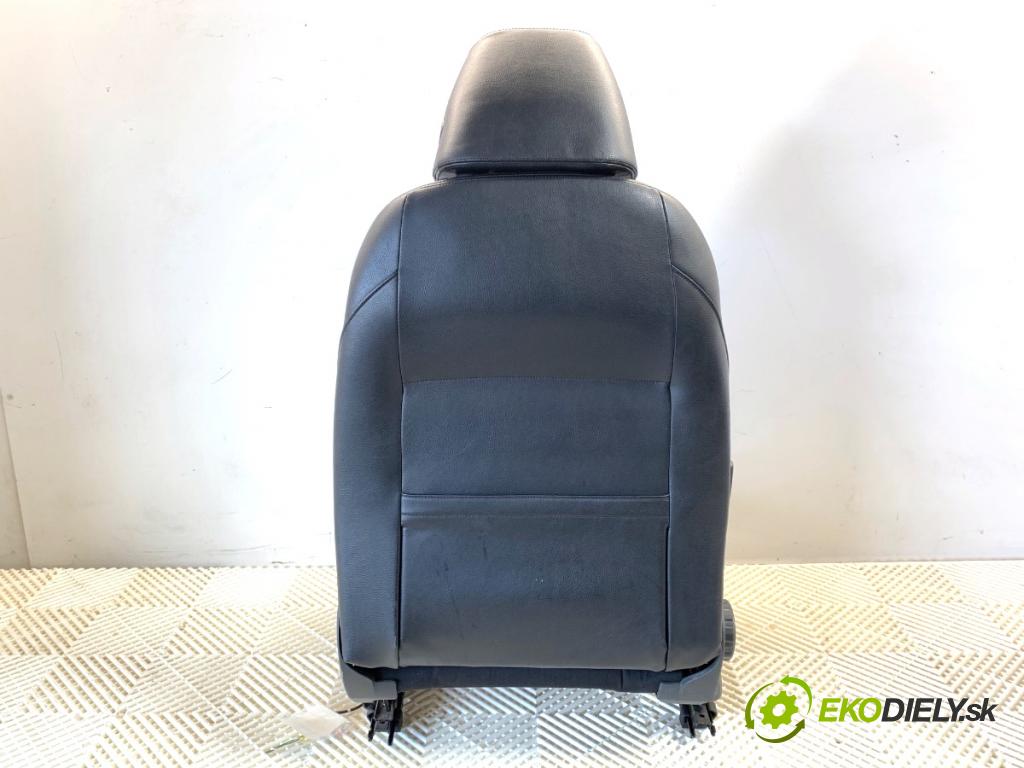 VW PASSAT CC B6 coupe 2011 103 kW 2.0 TDI 1968 sedadlo pravý přední část