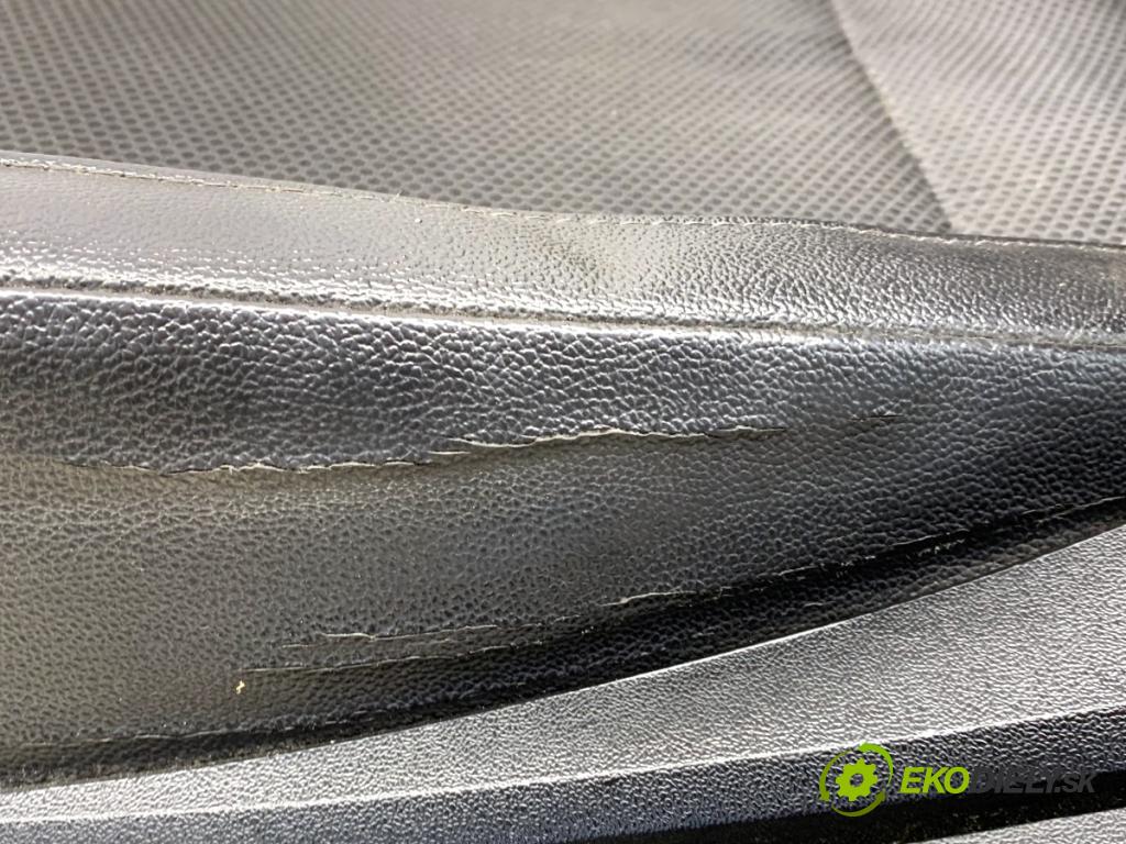 HYUNDAI ix35 SUV 2015 99 kW 1.6 1591 Sedadlo ľavy predný
