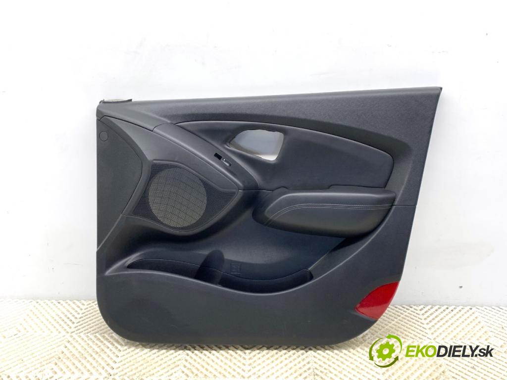 HYUNDAI ix35 SUV 2015 99 kW 1.6 1591 ča dveře pravý přední část 