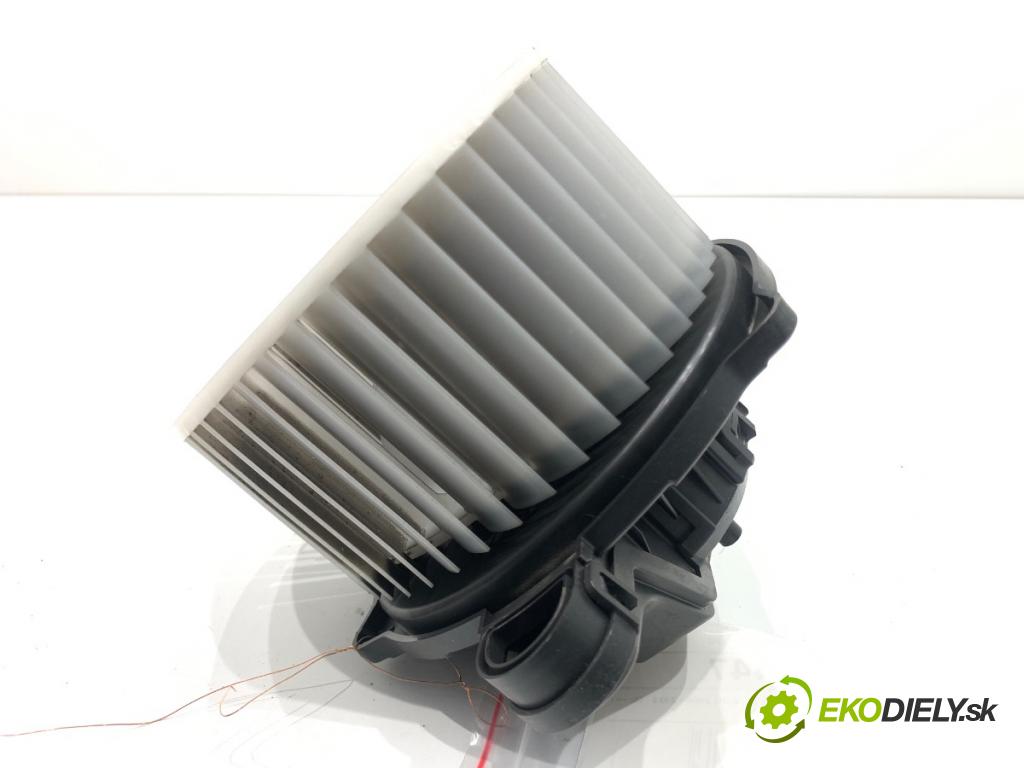 HYUNDAI ix35 SUV 2015 99 kW 1.6 1591 ventilátor kúrenia F00S3B2441