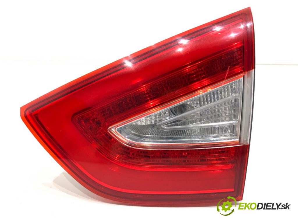 HYUNDAI ix35 SUV 2015 99 kW 1.6 1591 světlo zadní část pravá vnitřní 92404-2Y500 (Klika dveří ostatní)