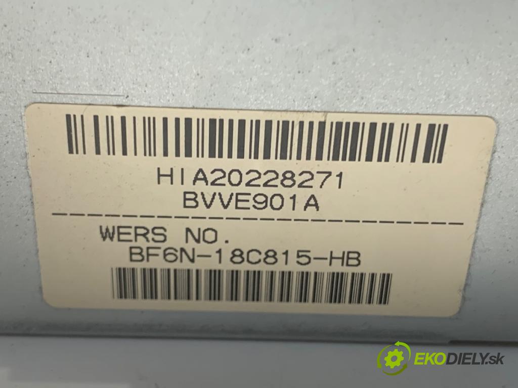 VOLVO XC60 I SUV 2012 158 kW D5 AWD 2400 RADIO 31358291 (Audio zařízení)