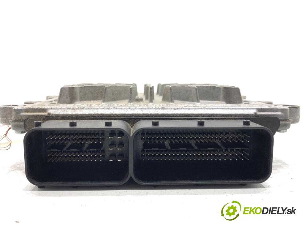 VOLVO XC60 I SUV 2012 158 kW D5 AWD 2400 riadiaca jednotka Motor 31336983 (Riadiaca jednotka)
