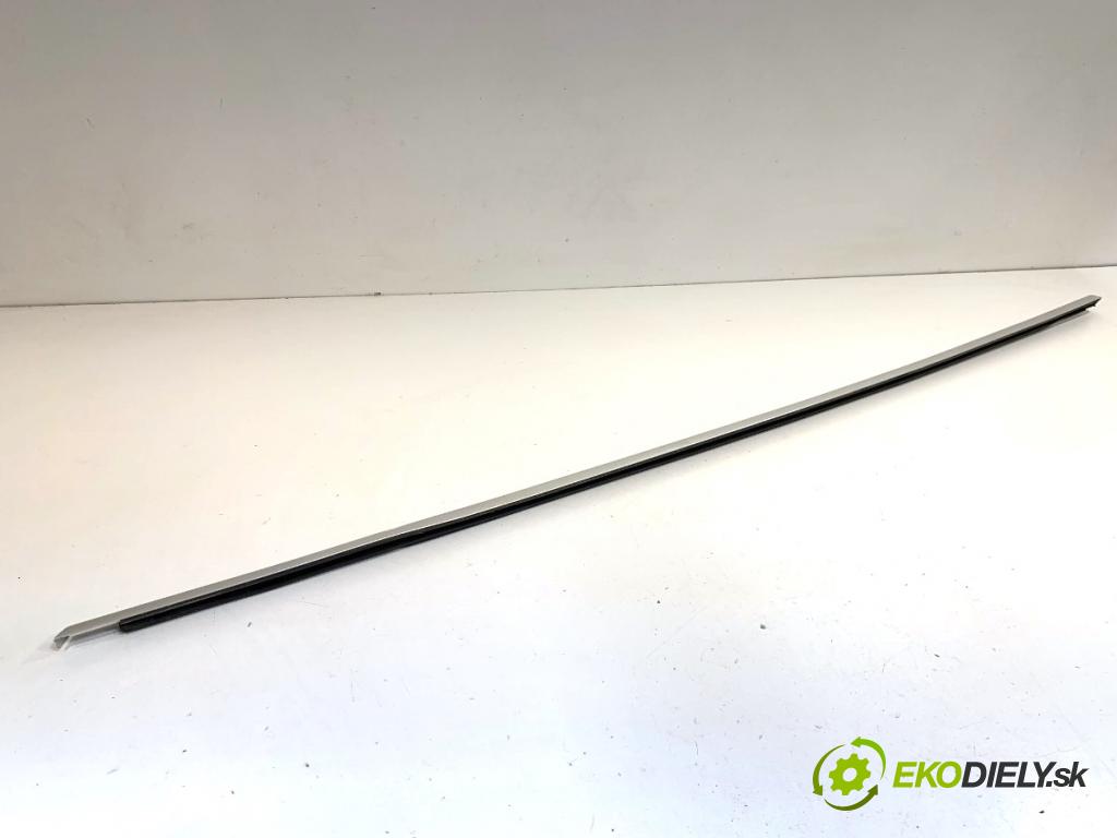 VOLVO XC60 I SUV 2012 158 kW D5 AWD 2400 Lišta Sbírání: predný ľavy 31352226