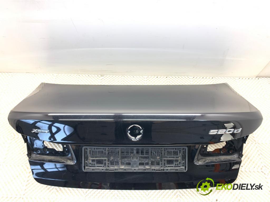 BMW G30 sedan 2020 140 kW 520 d xDrive 1995 kapota zad 668