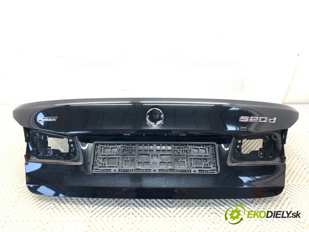 BMW G30 sedan 2020 140 kW 520 d xDrive 1995 kapota zadní část 668