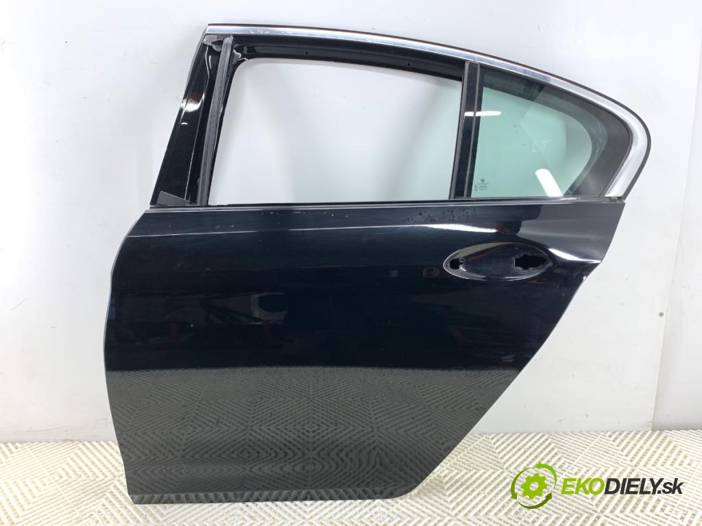 BMW G30 sedan 2020 140 kW 520 d xDrive 1995 Dvere ľavy zad 668 