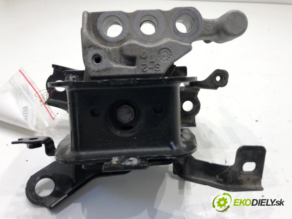 TOYOTA CAMRY sedan 2019 131 kW 2.5 Hybrid (AXVH71_) 2487 AirBag Motor pravy