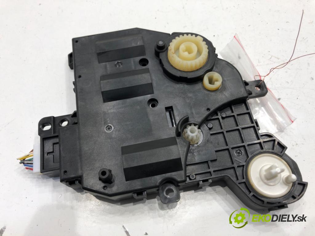 TOYOTA CAMRY sedan 2019 131 kW 2.5 Hybrid (AXVH71_) 2487 motor topení 063800-9004