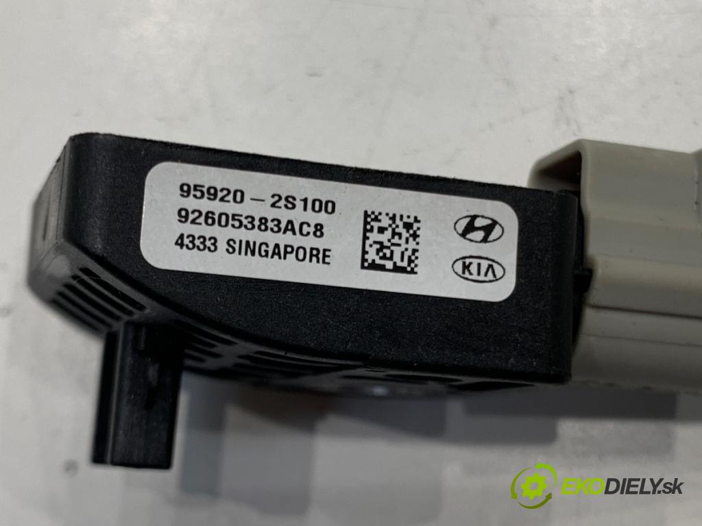 HYUNDAI ix35 SUV 2015 99 kW 1.6 1591 snímač nárazu 95920-2S100 (Snímač nárazu)