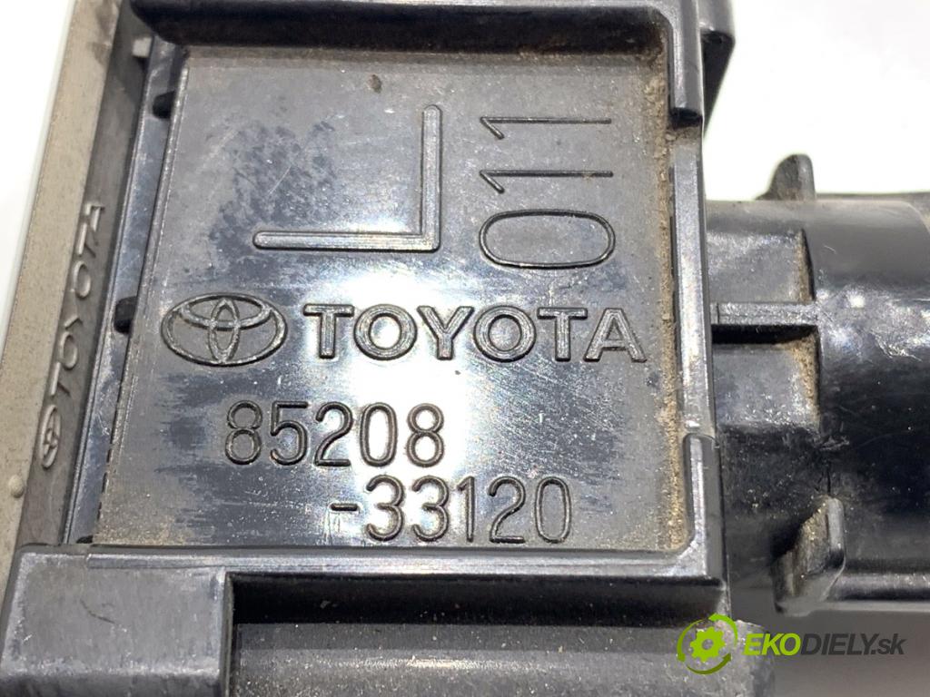 TOYOTA CAMRY sedan 2019 131 kW 2.5 Hybrid (AXVH71_) 2487 ostrekovača svetla ľavy predný 85208-33120
