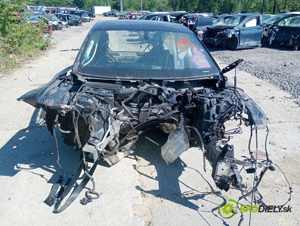AUDI A7 4G liftback 2017 245 kW 3.0 TFSI quattro 2995 karoséria ČTVRŤÁK: Blatník prah strecha PODŁUŻNICA