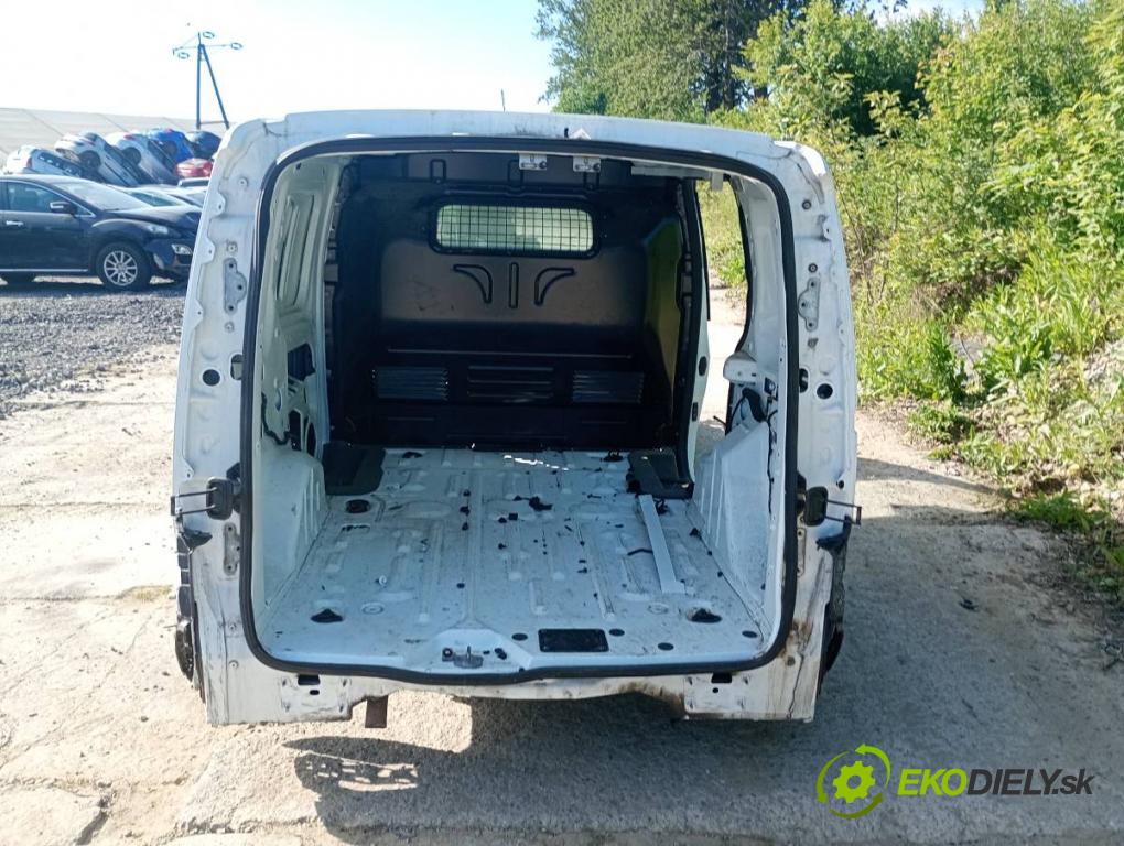 FORD TRANSIT COURIER Nadwozie pełne/minivan 2022 74 kW 1.0 EcoBoost 998 KAROSERIA ČTVRŤÁK blatník práh střecha PODŁUŻNICA