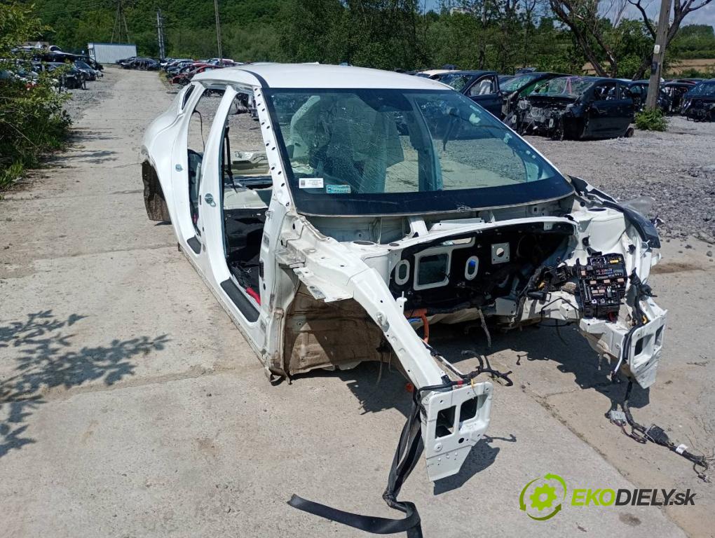 KIA EV6 liftback 2022 239 kW 77 AWD  KAROSERIA ČTVRŤÁK blatník práh střecha PODŁUŻNICA 