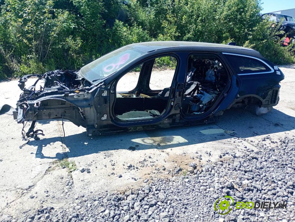 JAGUAR XF II Kombi 2018 177 kW 2.0 D AWD 1999 karoséria ČTVRŤÁK: Blatník prah strecha PODŁUŻNICA 