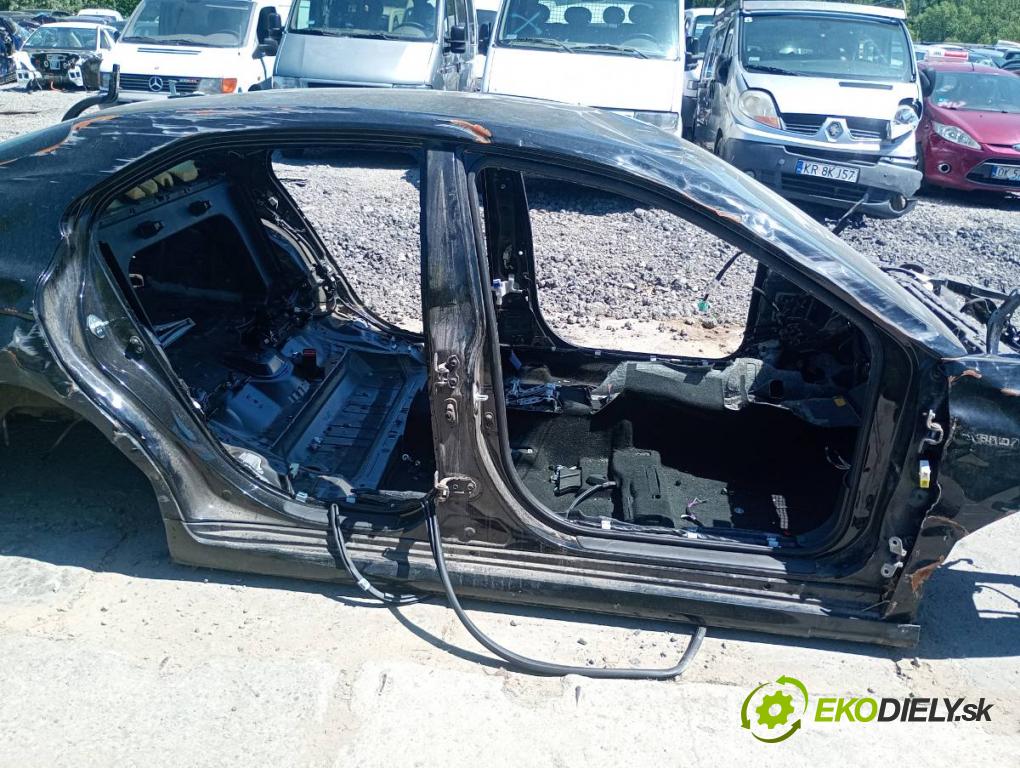 TOYOTA CAMRY sedan 2019 131 kW 2.5 Hybrid (AXVH71_) 2487 karoséria ČTVRŤÁK: Blatník prah strecha PODŁUŻNICA