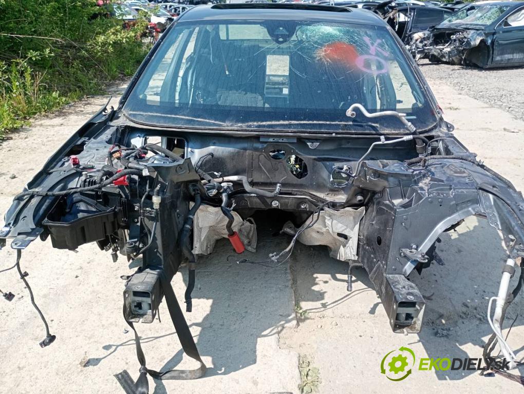 AUDI A8 D4 sedan 2016 445 kW S8 plus quattro 3993 KAROSERIA ČTVRŤÁK blatník práh střecha PODŁUŻNICA