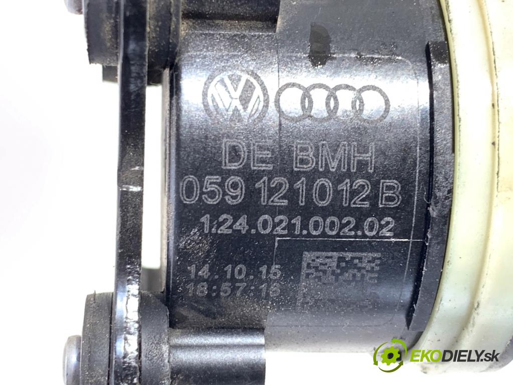 VW TOUAREG SUV 2016 206 kW 3.6 V6 FSI 3597 DALŠÍ: Pumpa vody 059121012B (Vodná pumpa)