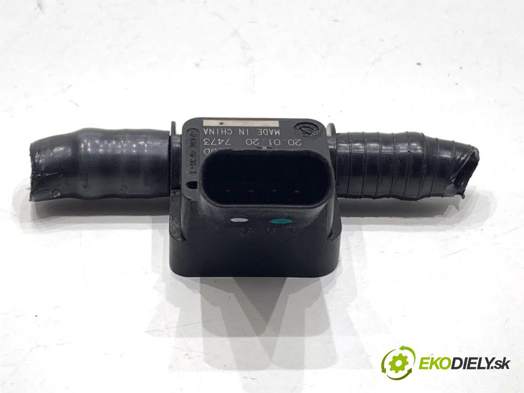 SKODA KAMIQ SUV 2020 110 kW 1.5 TSI 1495 Snímač tlaku paliva 05E906052 (Snímač)