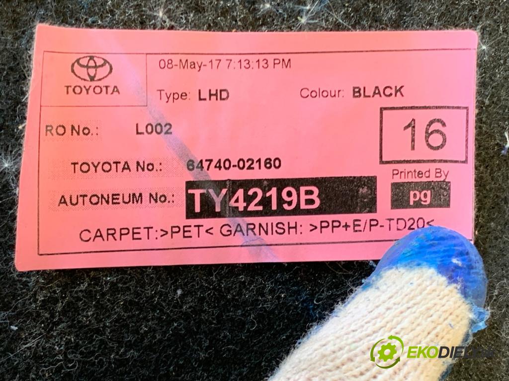 TOYOTA AURIS II Kombi 2017 73 kW 1.8 Hybrid (ZWE186_) 1798 ča kufra levý 64740-02160