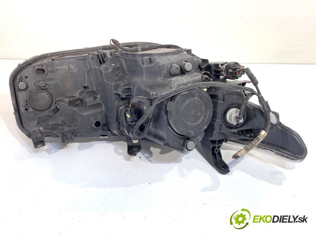 TOYOTA AURIS II Kombi 2017 73 kW 1.8 Hybrid (ZWE186_) 1798 Svetlomet ľavy predný 81150-02K30