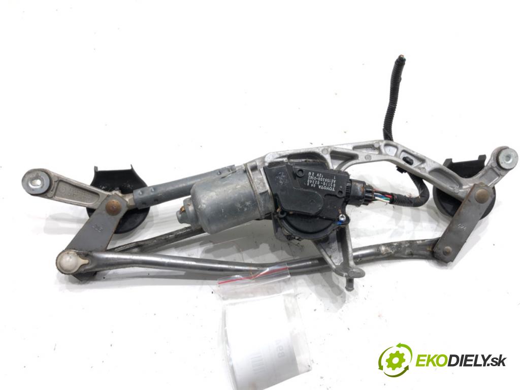 TOYOTA AURIS II Kombi 2017 73 kW 1.8 Hybrid (ZWE186_) 1798 mechanismus stěračů přední část 85110-02340 (Motorek stěračů přední)